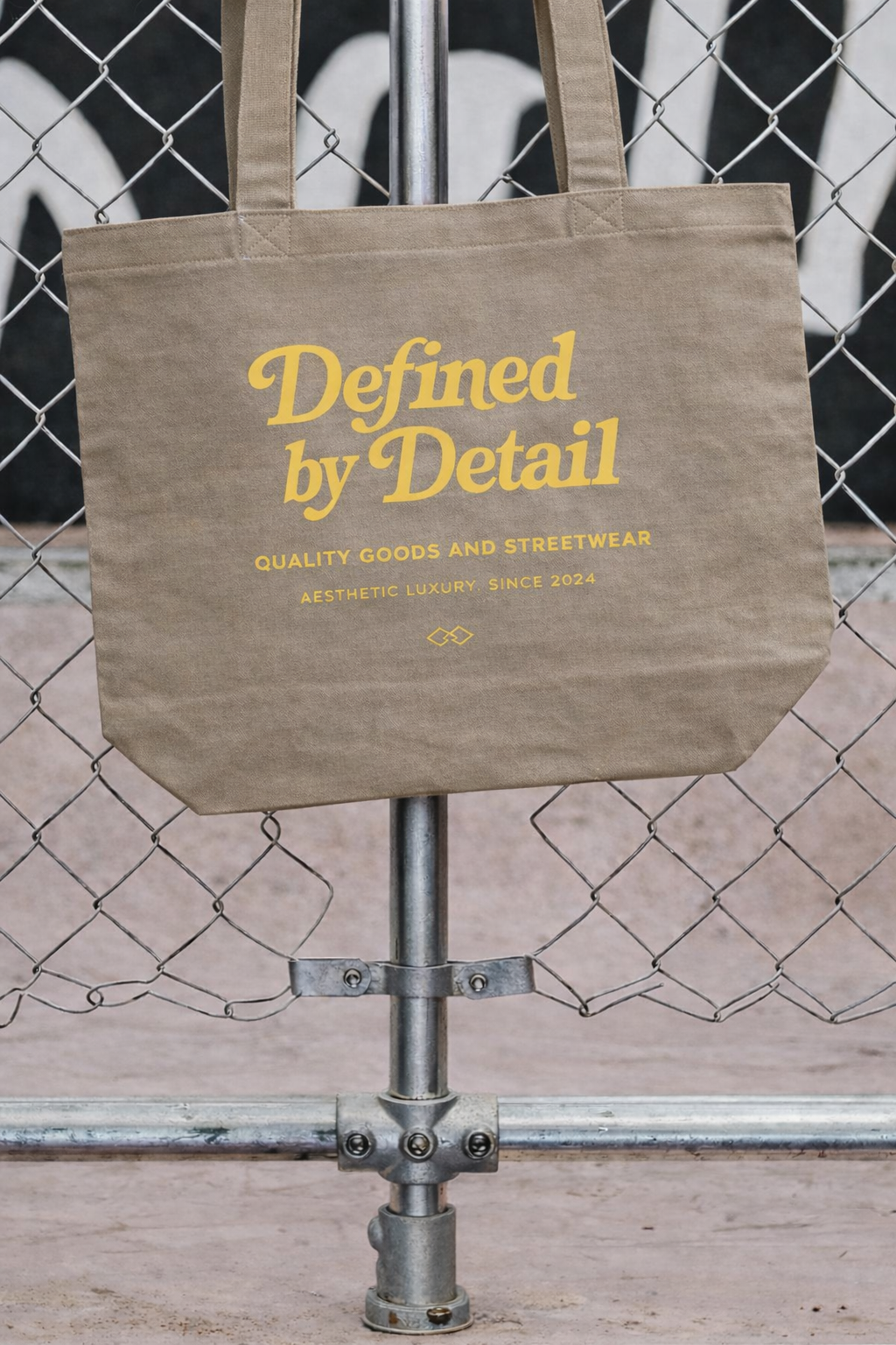 Defined by Detail Tote- Stone/Yellow