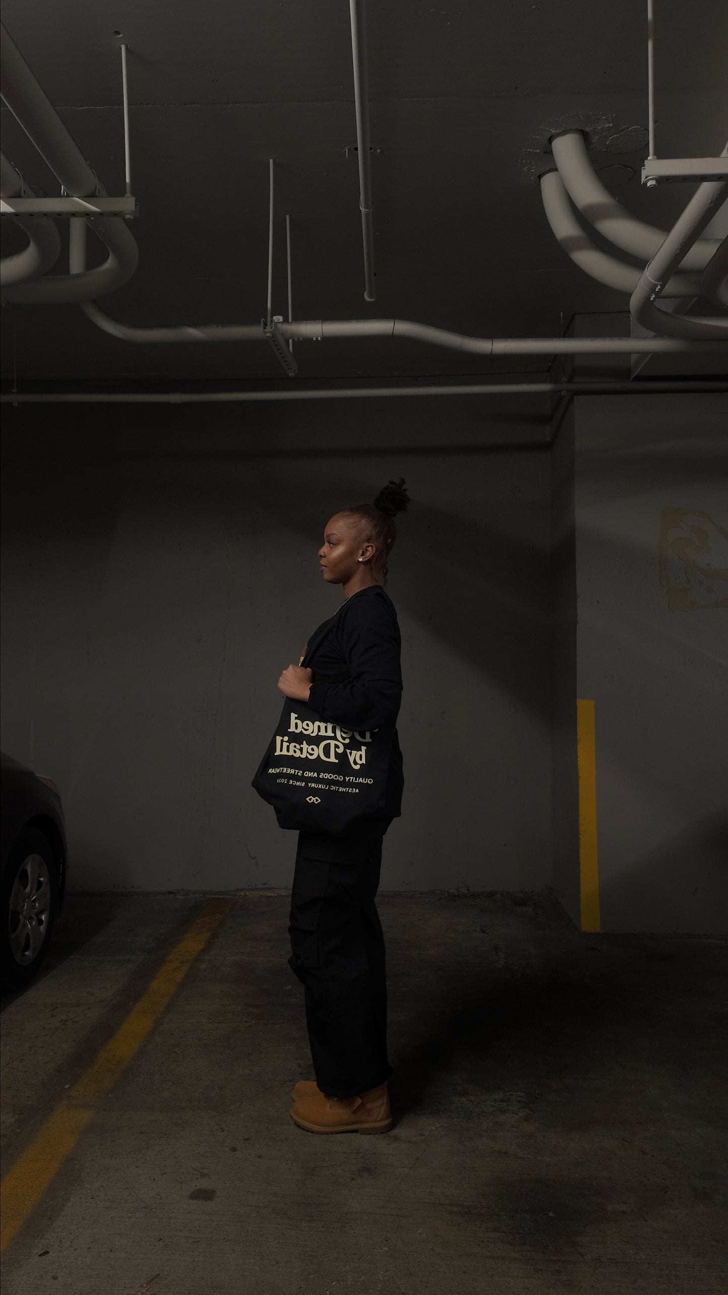 Defined by Detail Tote- Black/Creme