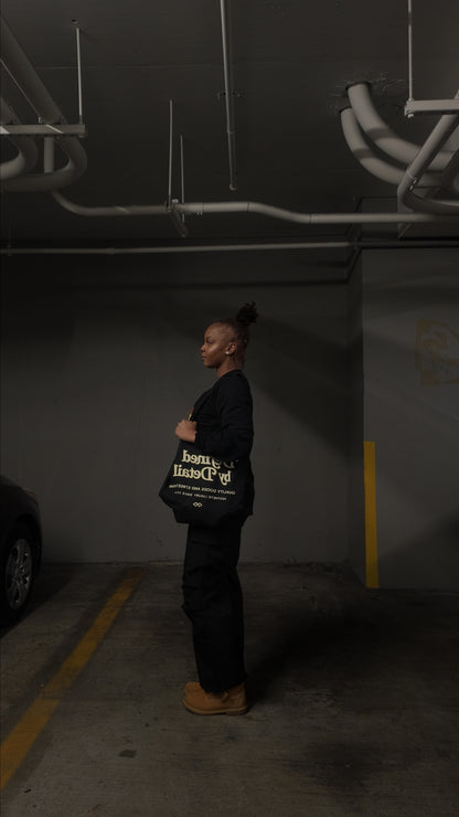 Defined by Detail Tote- Black/Creme